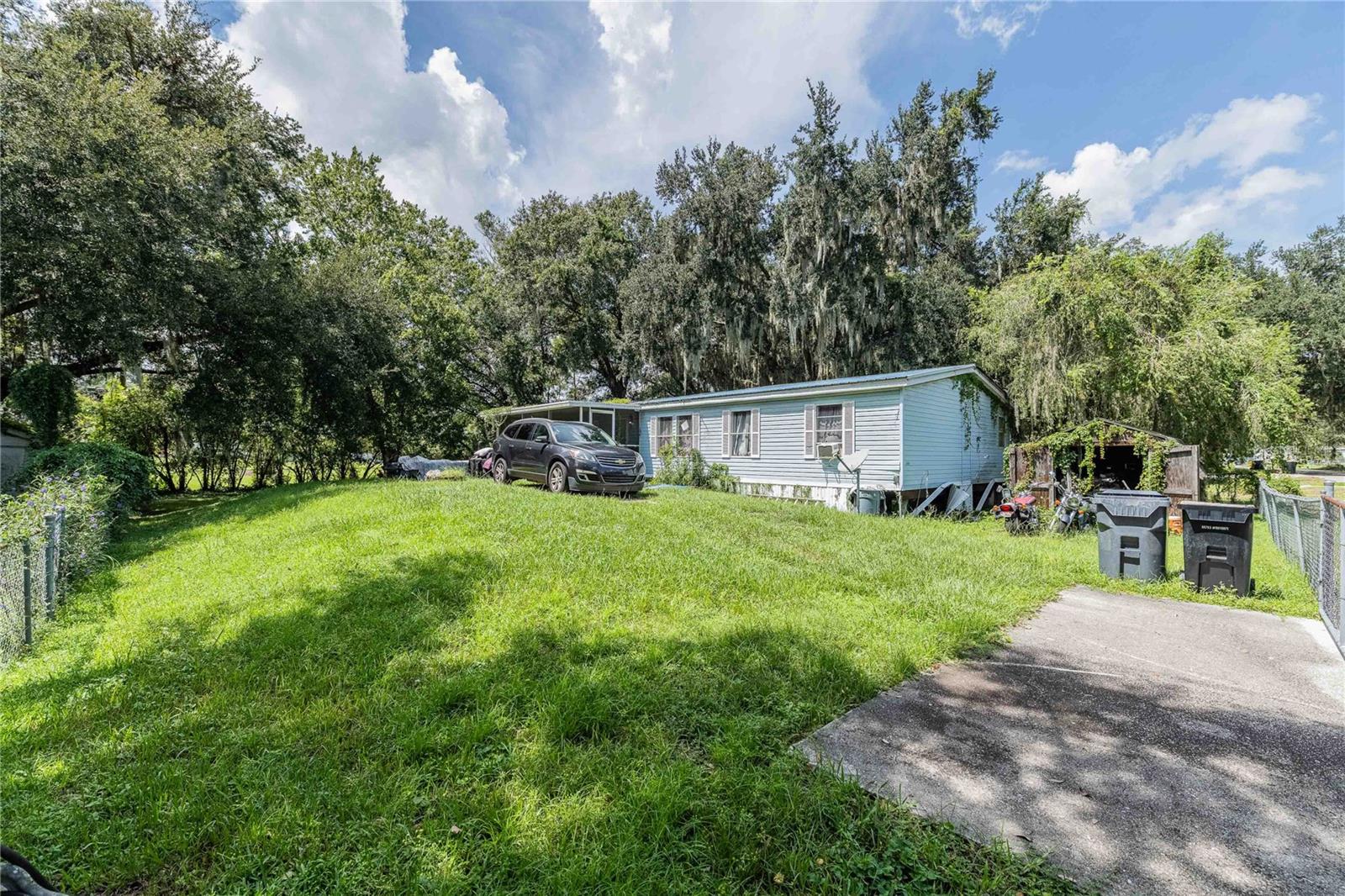 2500 Island Oaks W Property Photo 25