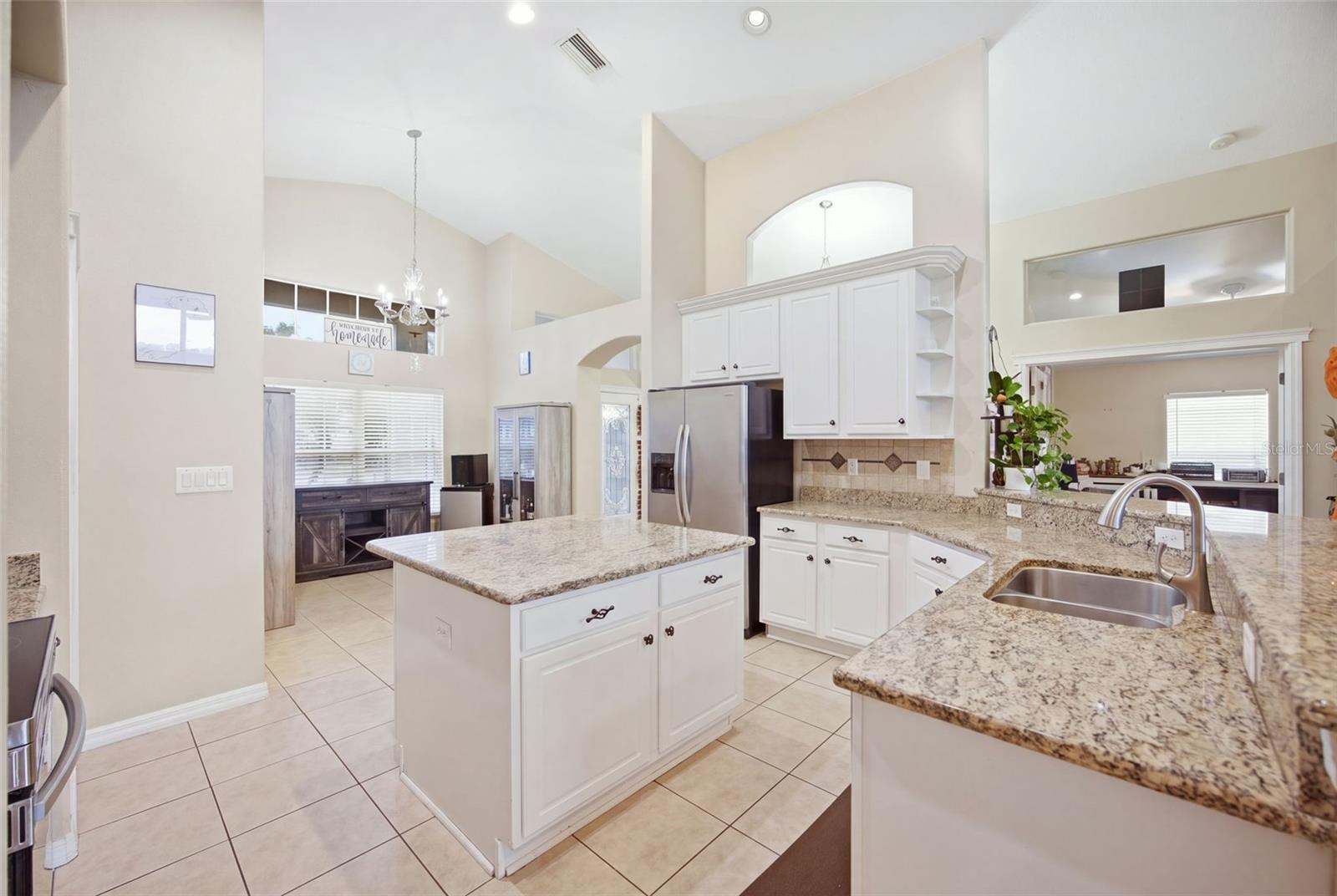 4818 Diamonds Palm Loop Property Photo 10