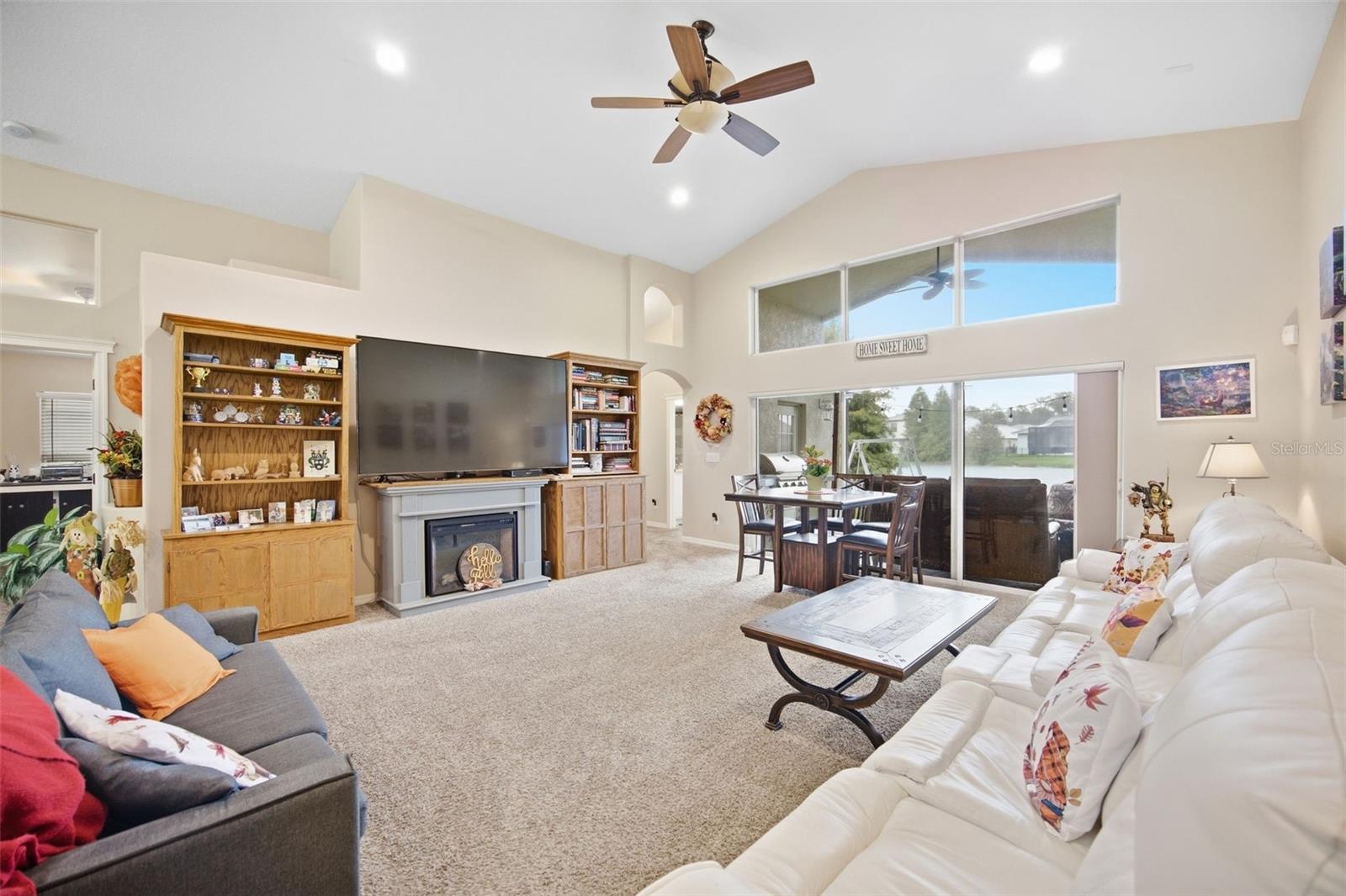 4818 Diamonds Palm Loop Property Photo 14