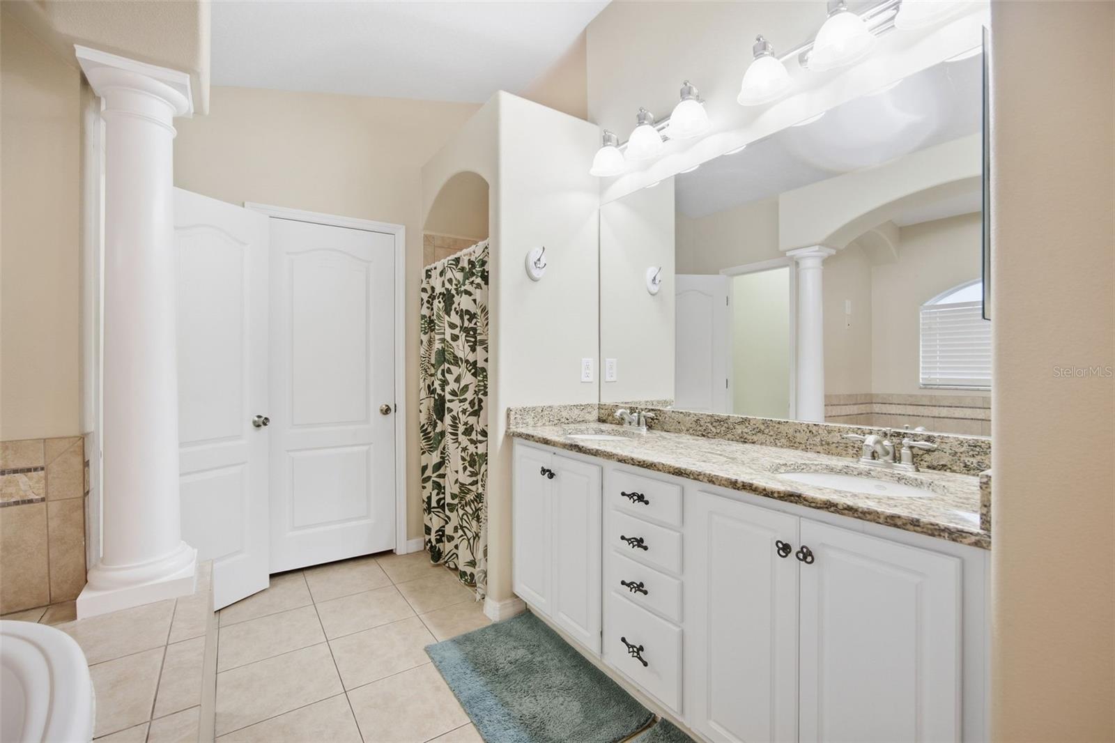 4818 Diamonds Palm Loop Property Photo 25