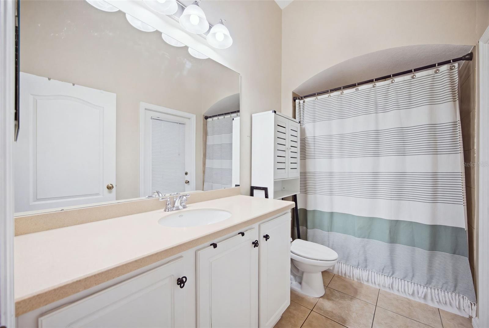 4818 Diamonds Palm Loop Property Photo 29