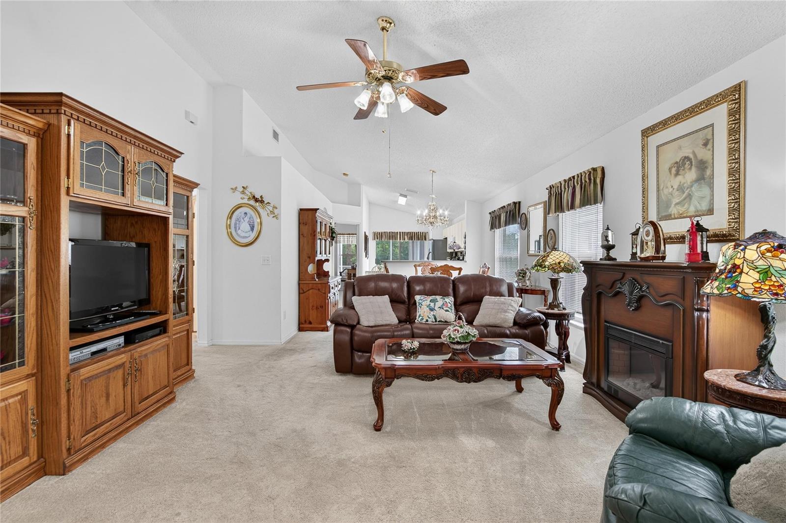 6634 Summer Haven Dr Property Photo 12