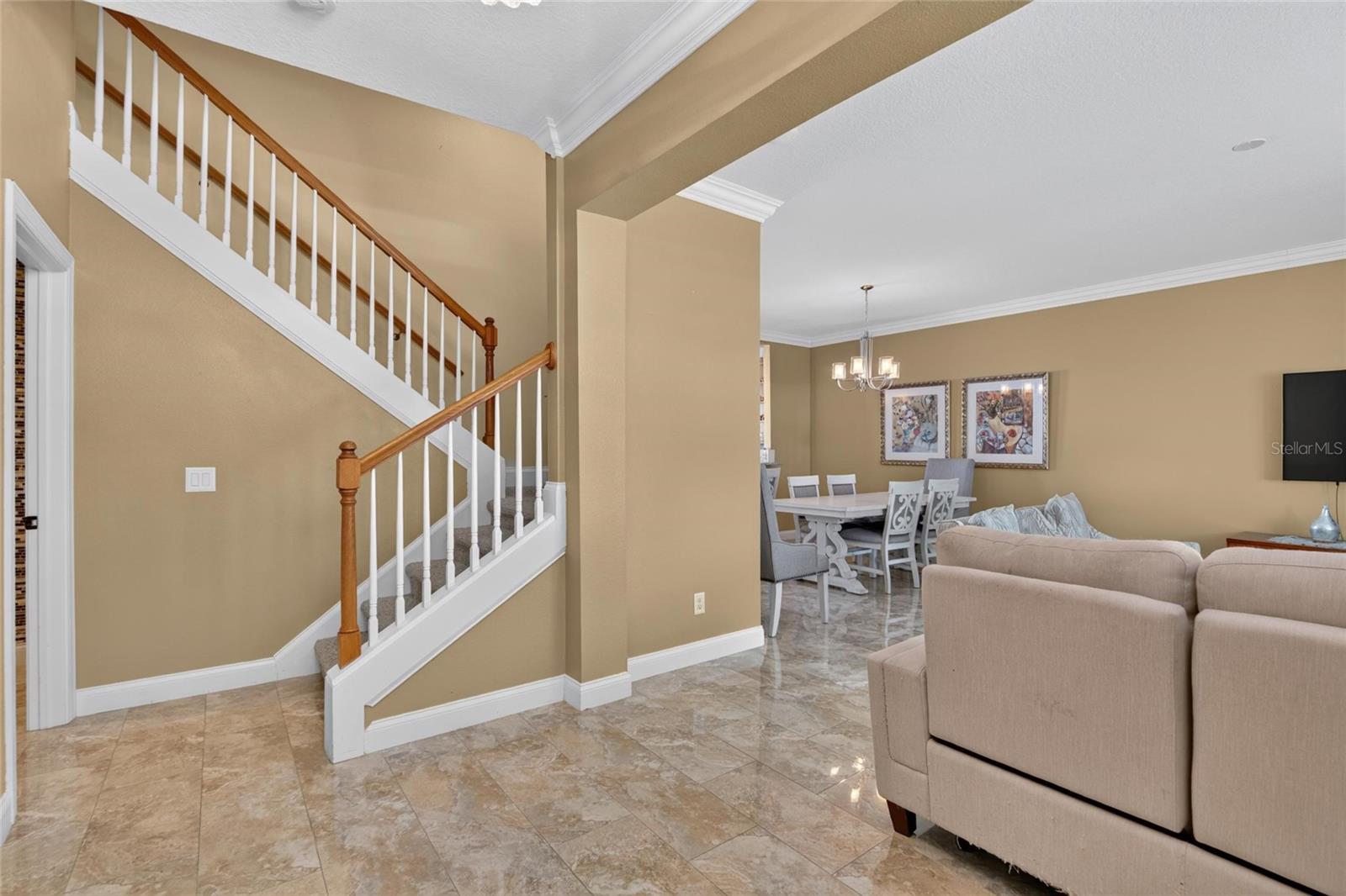 5518 Luminar Pointe Ln Property Photo 7
