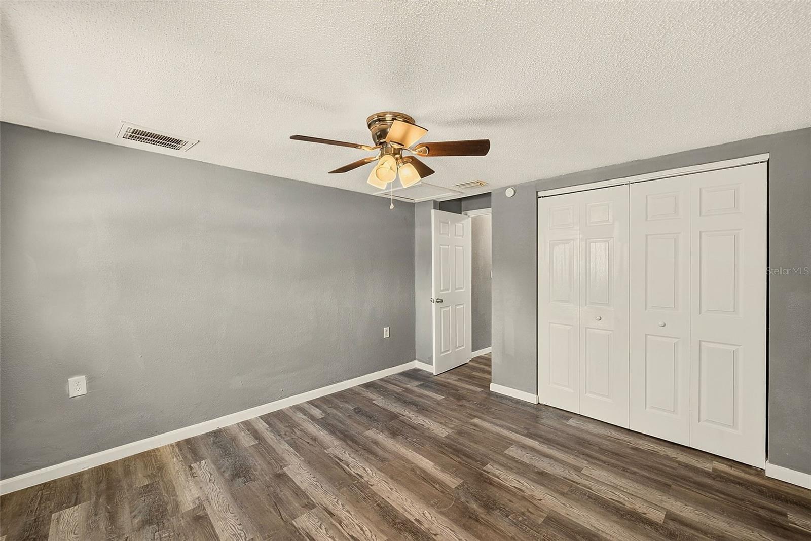 731 37th St S Property Photo 17