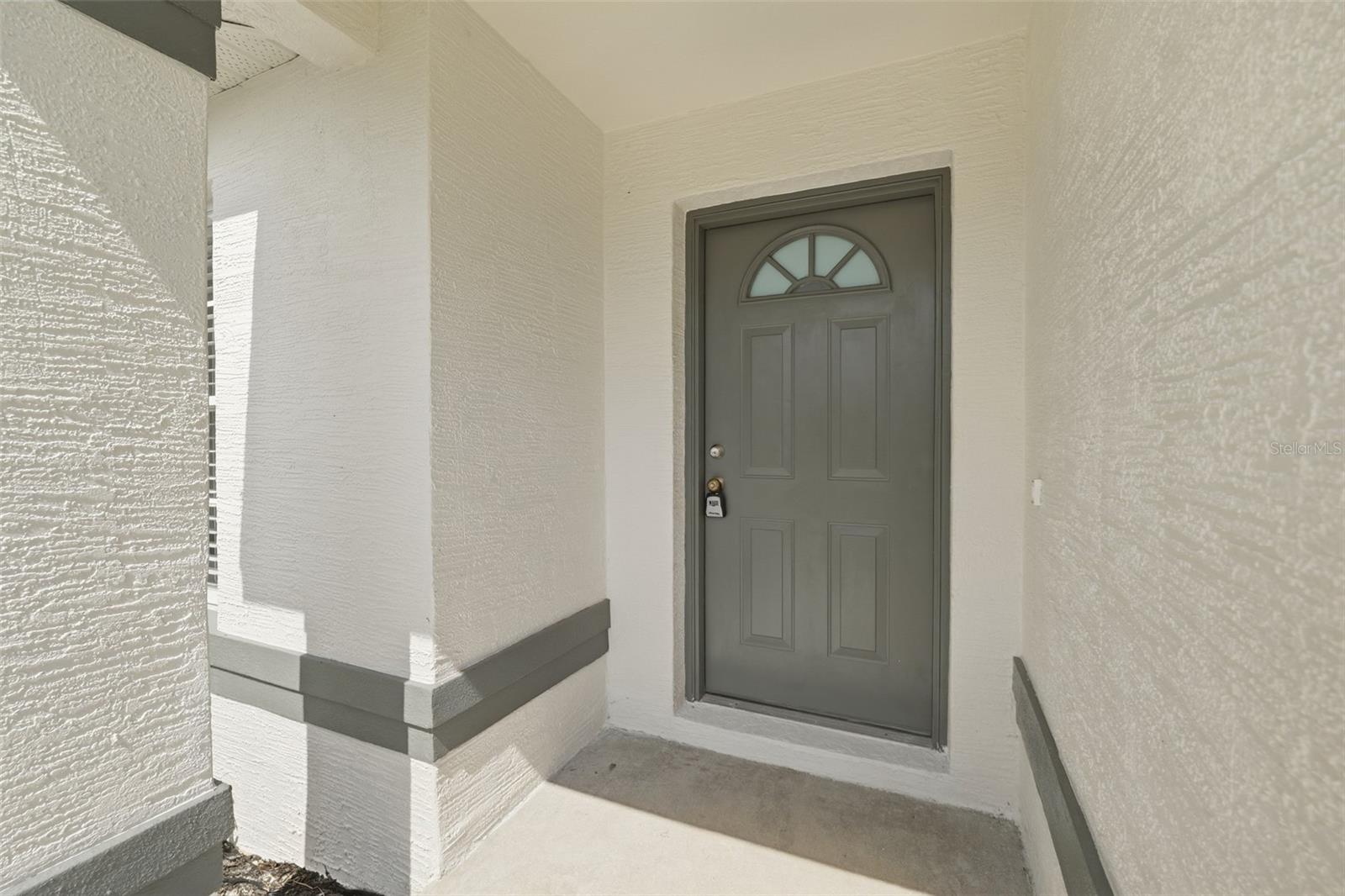 10255 Norwick St Property Photo 4