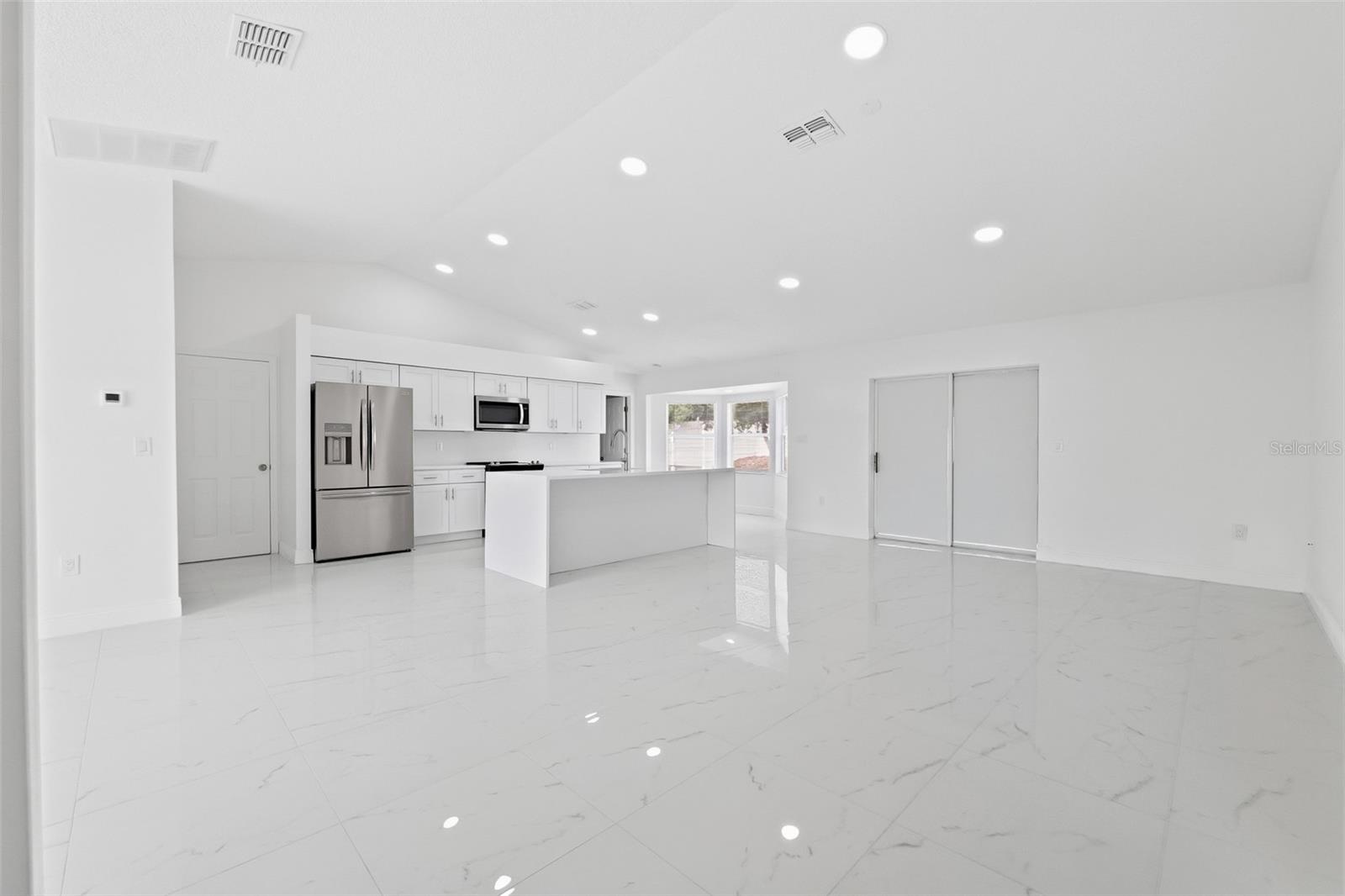 10255 Norwick St Property Photo 10