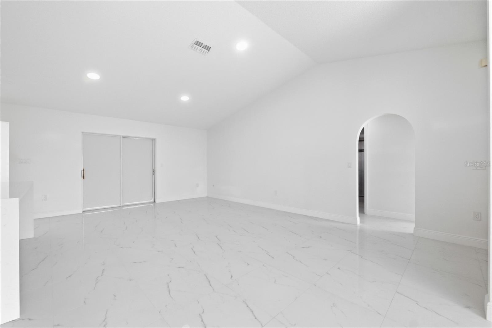 10255 Norwick St Property Photo 11