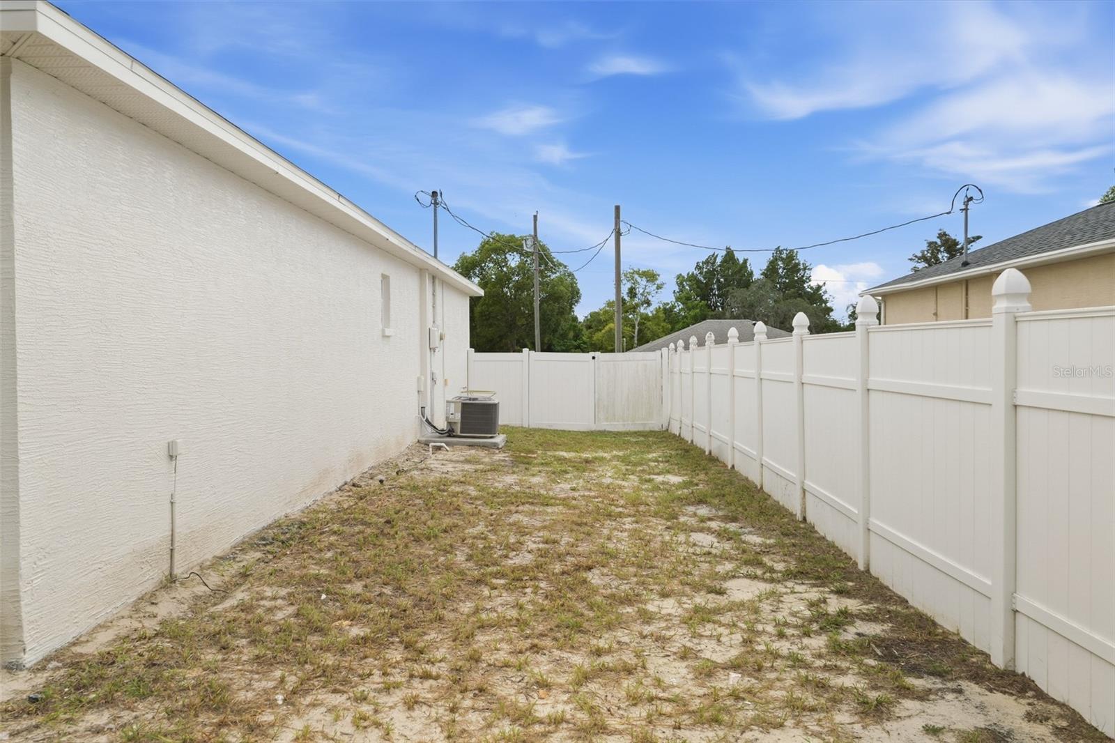 10255 Norwick St Property Photo 31