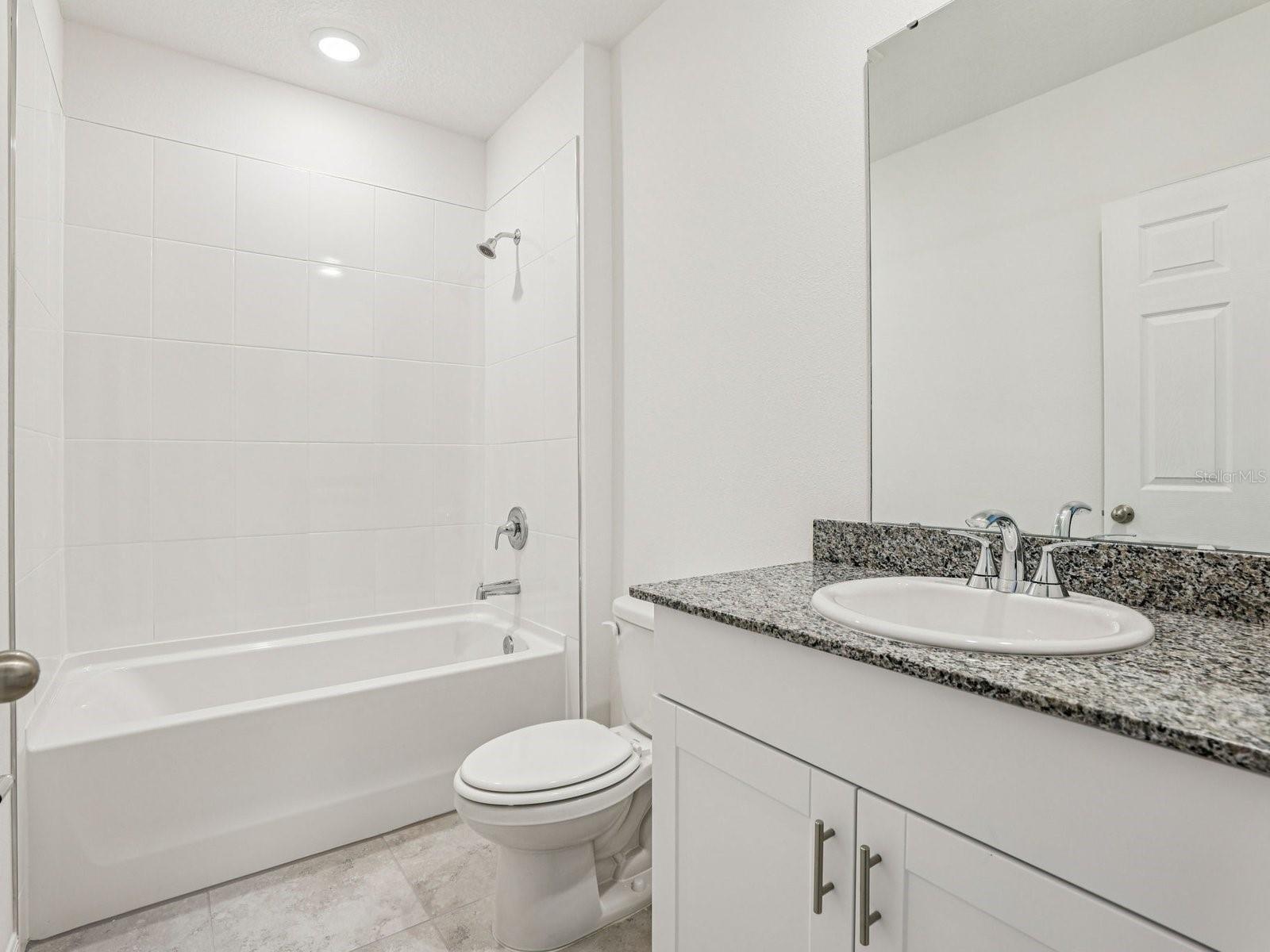 12580 Homeland Dr Property Photo 10