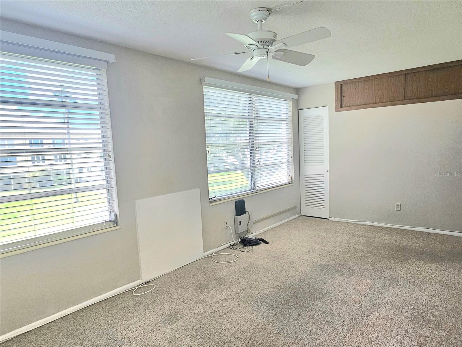 2070 World Parkway Blvd #22 Property Photo 10