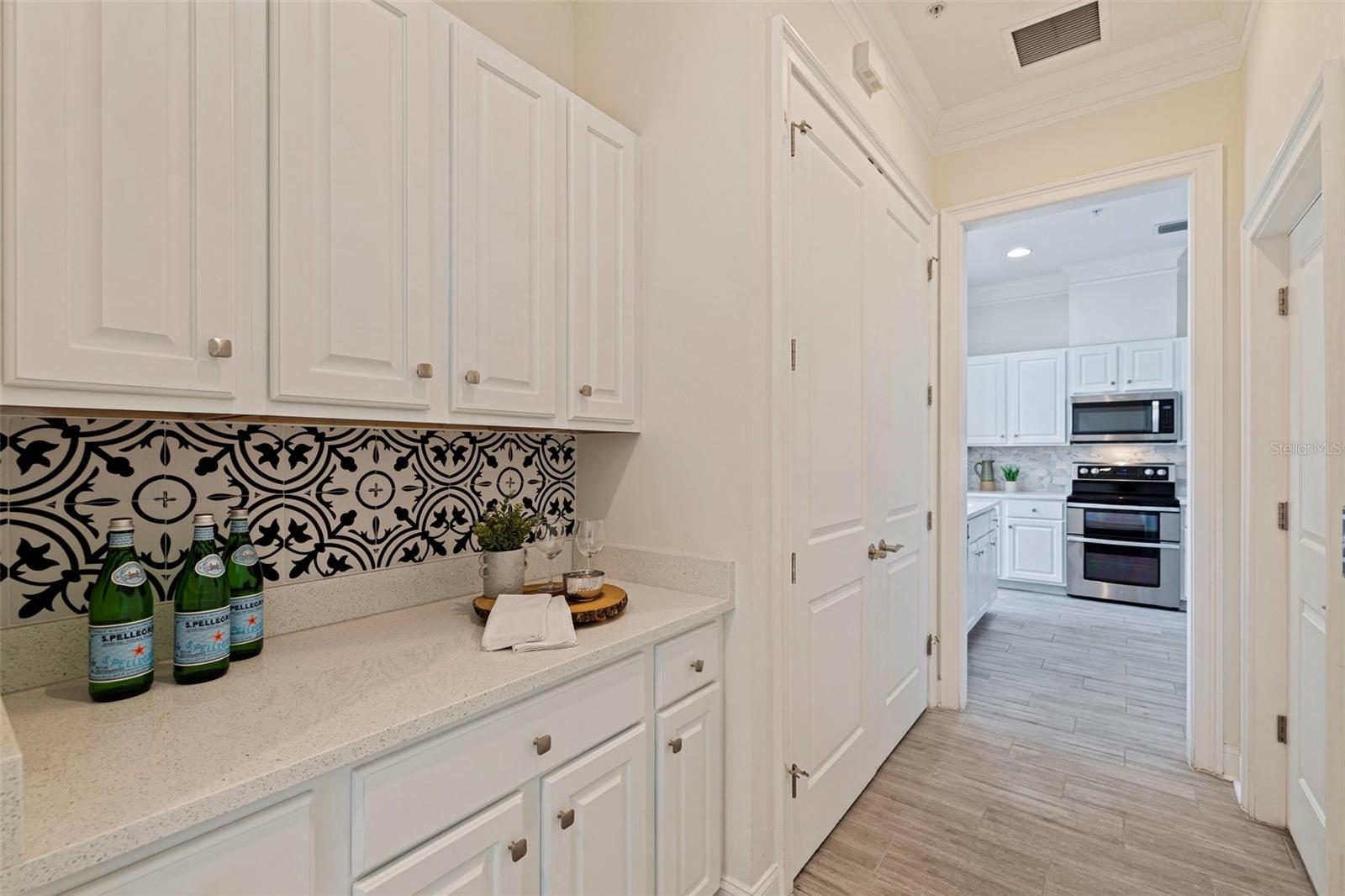 300 Newbury Pl N Property Photo 15