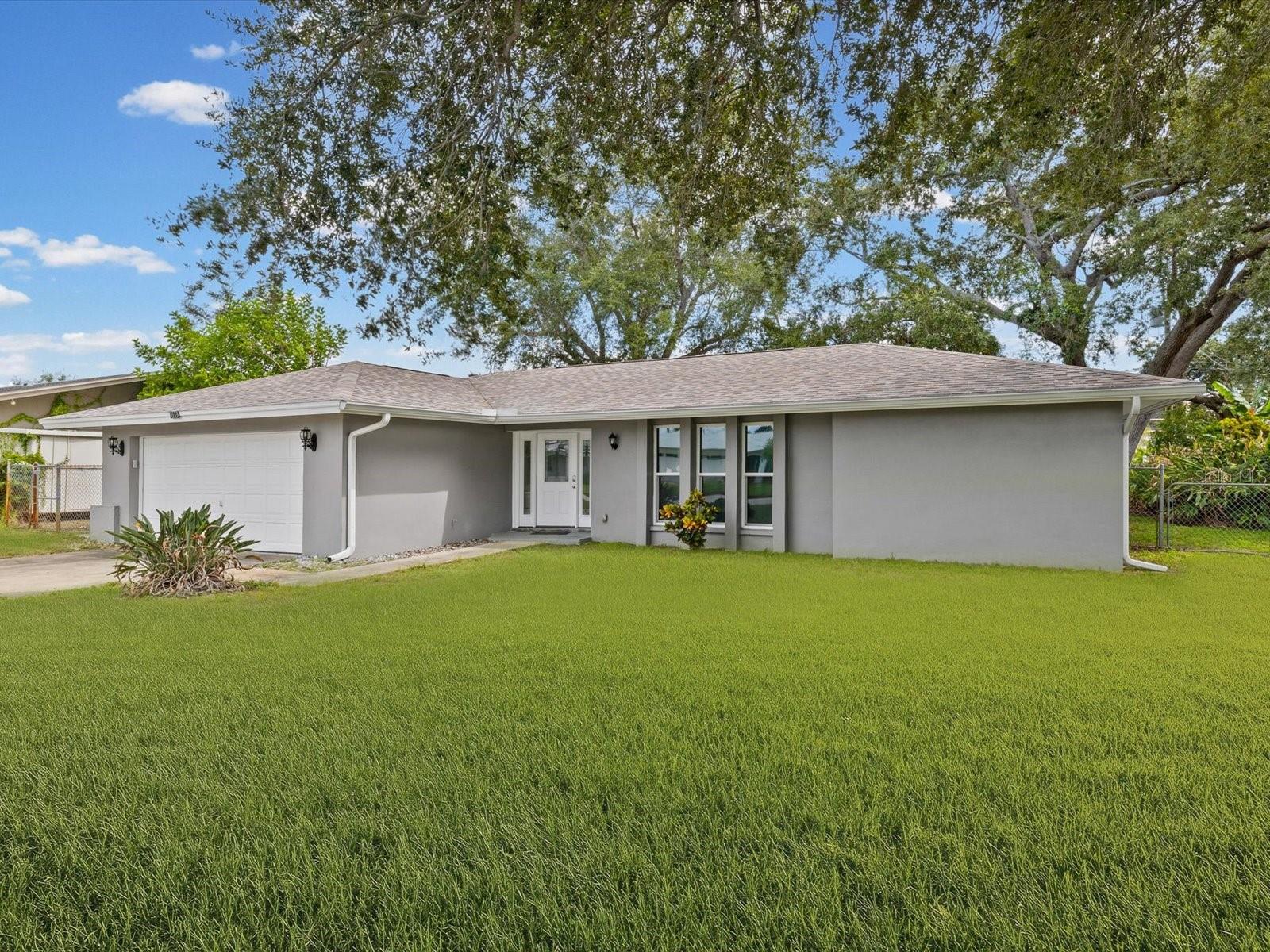 9633 Portside Dr Property Photo 2