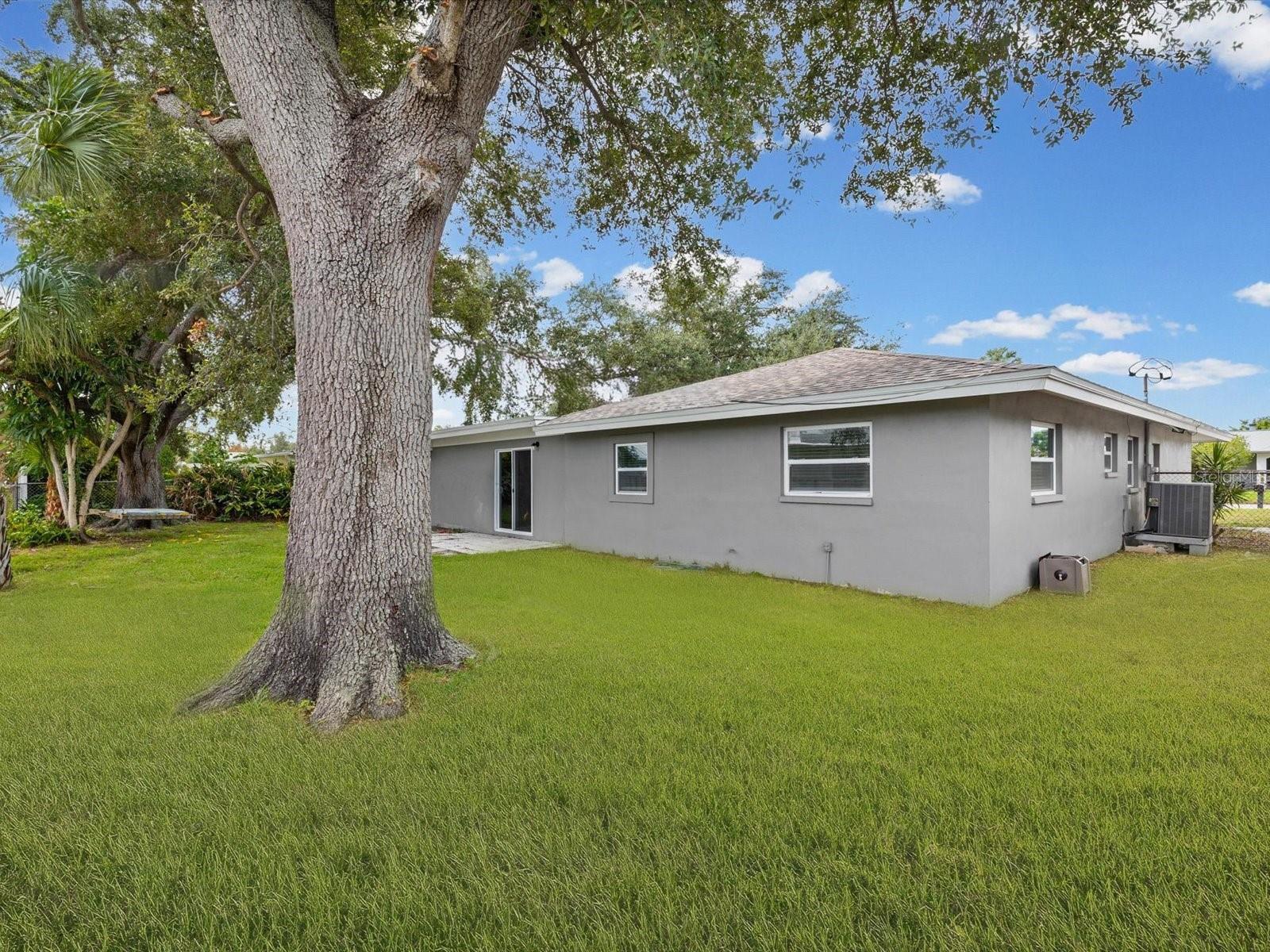 9633 Portside Dr Property Photo 35