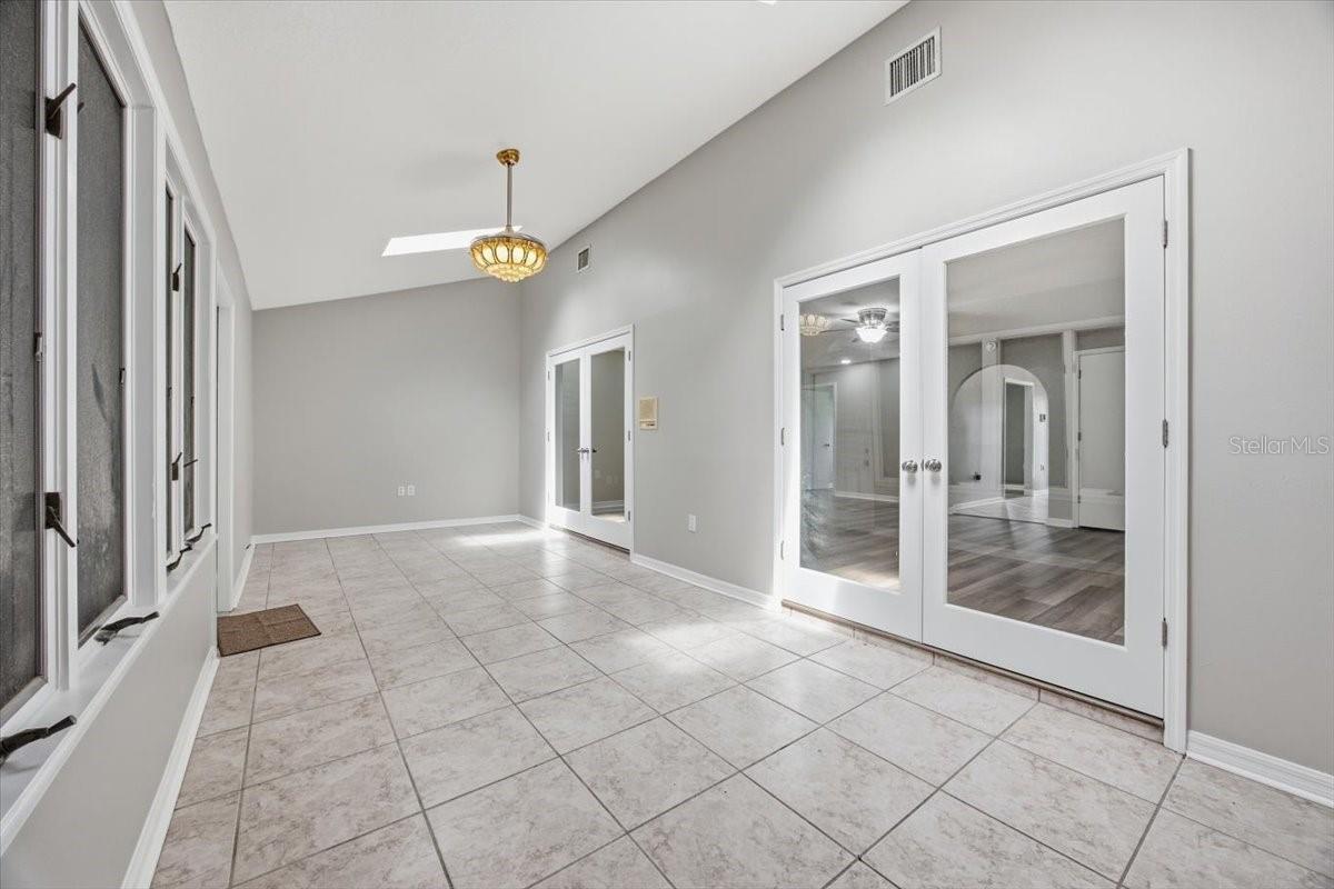 3717 Futch Loop Property Photo 10