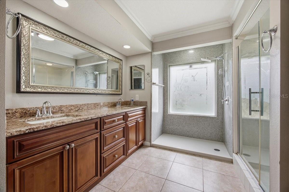 3717 Futch Loop Property Photo 17