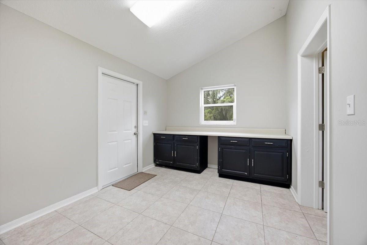 3717 Futch Loop Property Photo 20