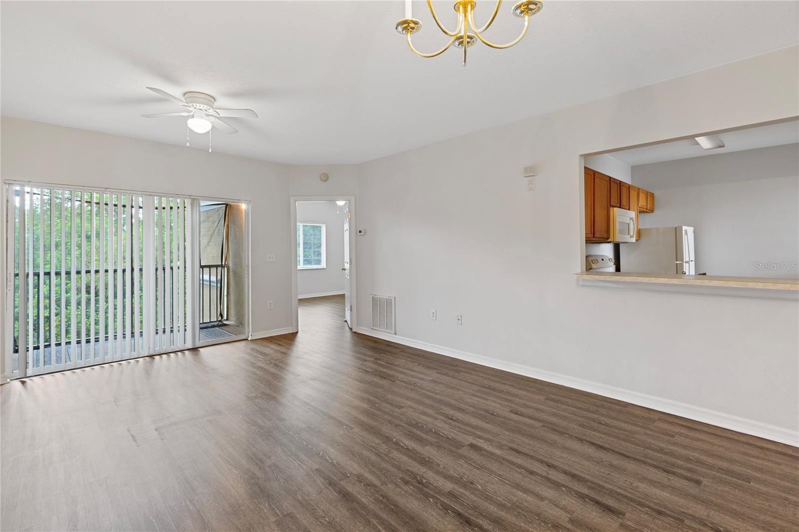 9519 Newdale Way #201 Property Photo 3