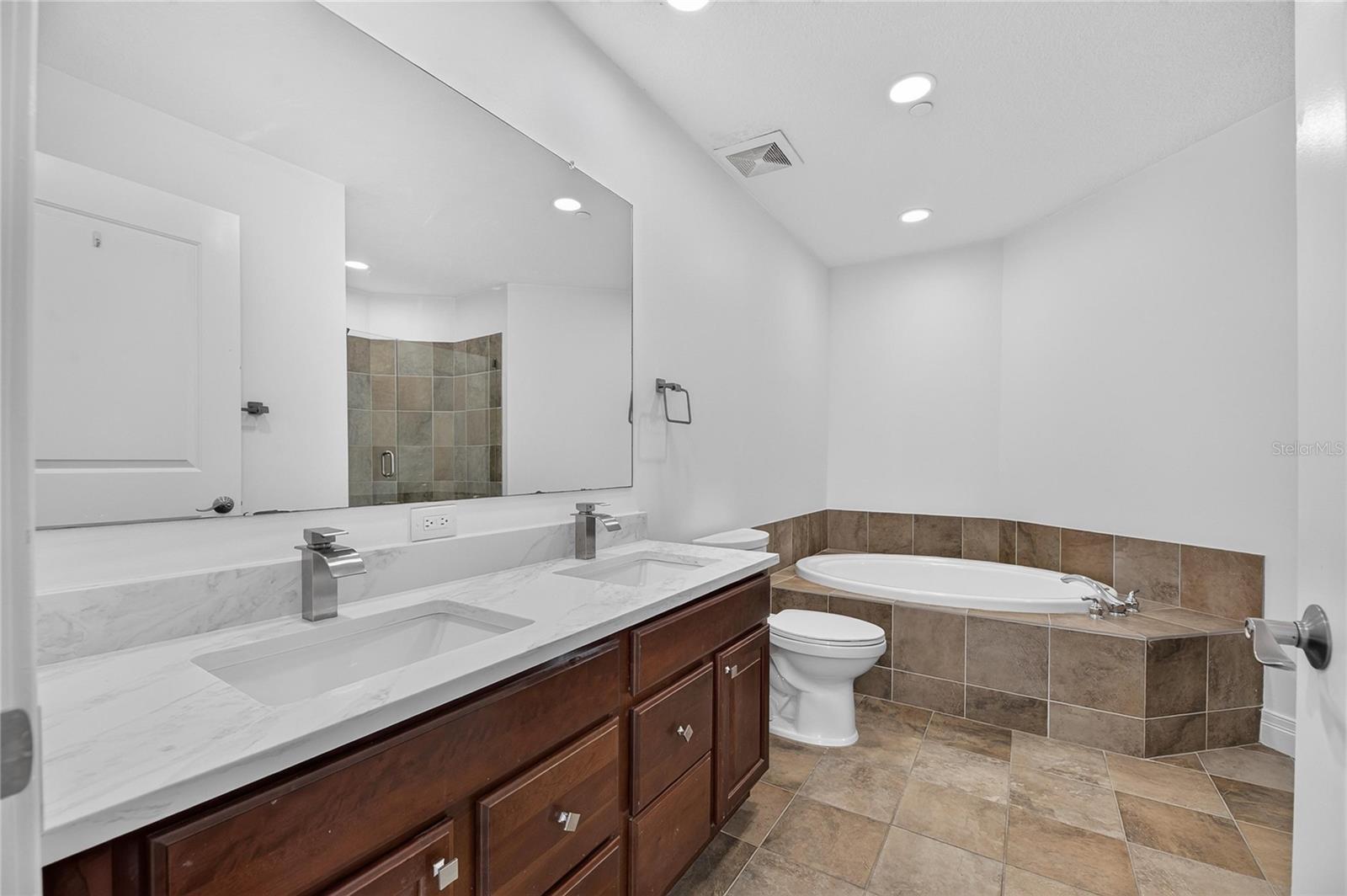 449 S 12th St #503 Property Photo 27