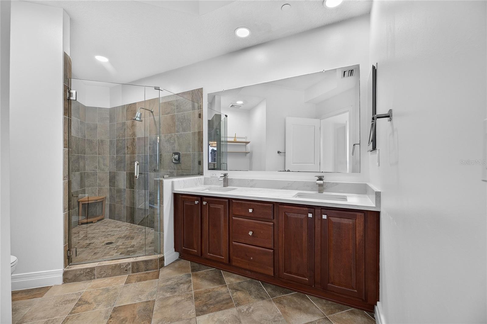 449 S 12th St #503 Property Photo 36