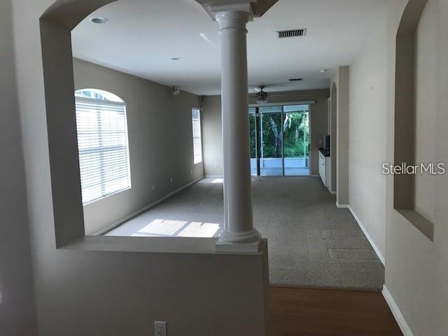 6029 Sandhill Ridge Dr Property Photo 3