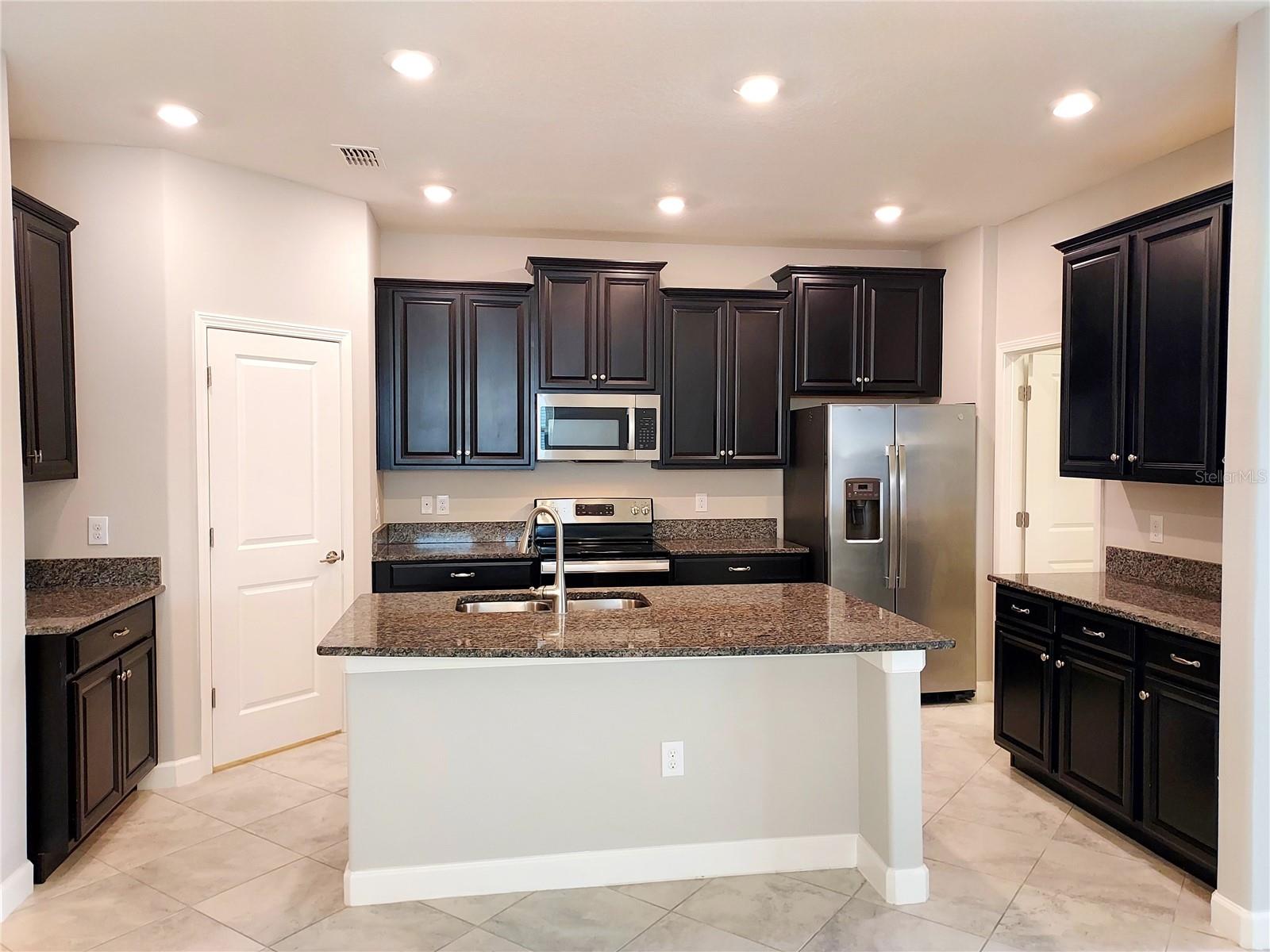 7336 Bagley Cove Ct Property Photo 12