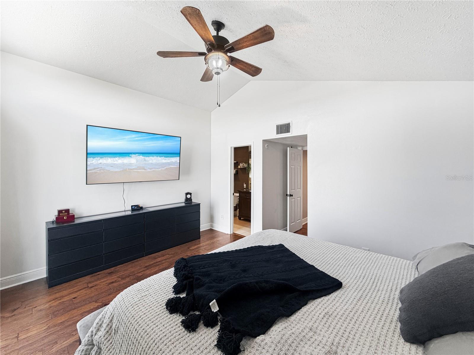 931 Symphony Isles Blvd Property Photo 18