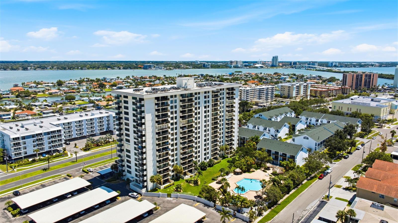 400 Island Way #701 Property Photo 45