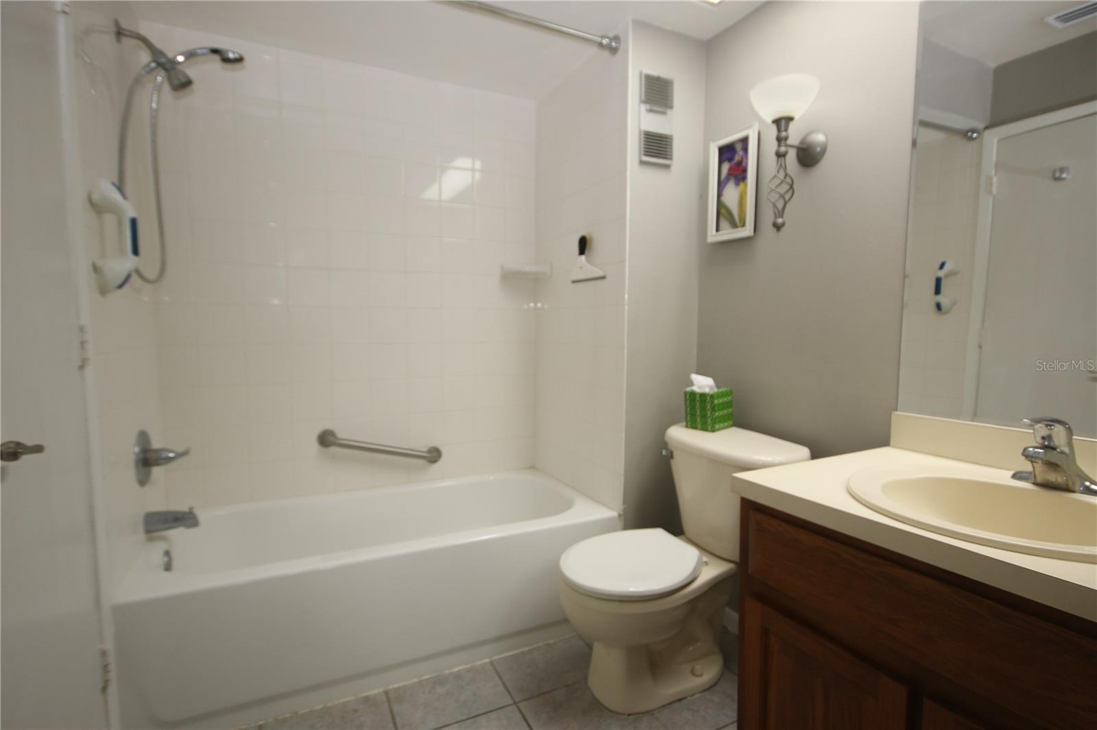 2084 Sunset Grove Ln Property Photo 11