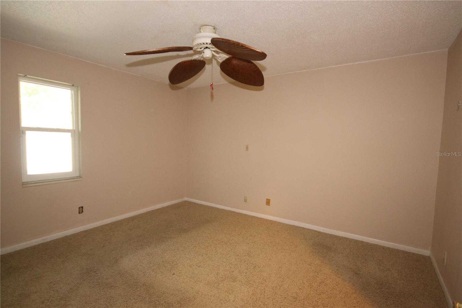 2084 Sunset Grove Ln Property Photo 14