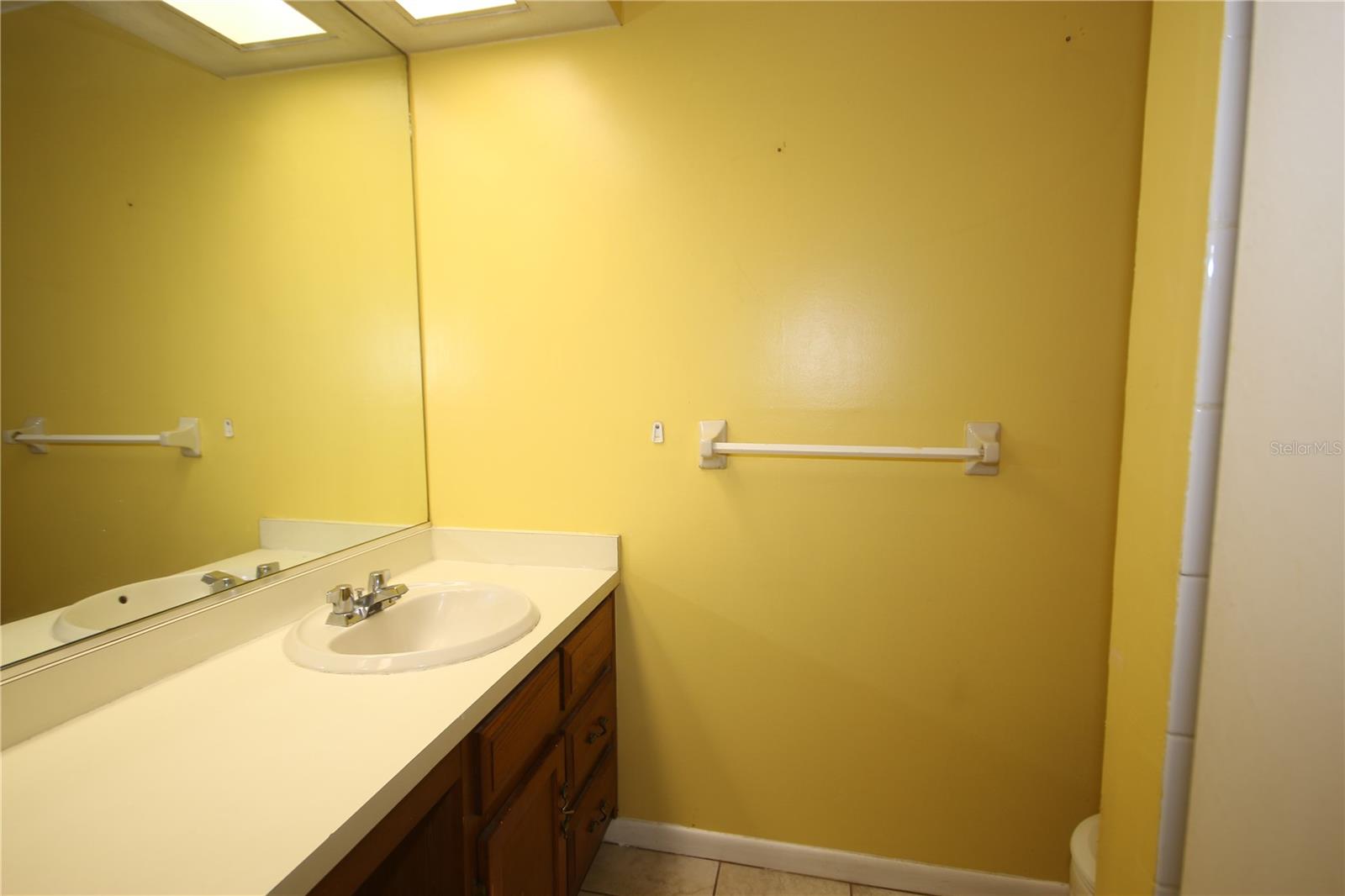 2084 Sunset Grove Ln Property Photo 16