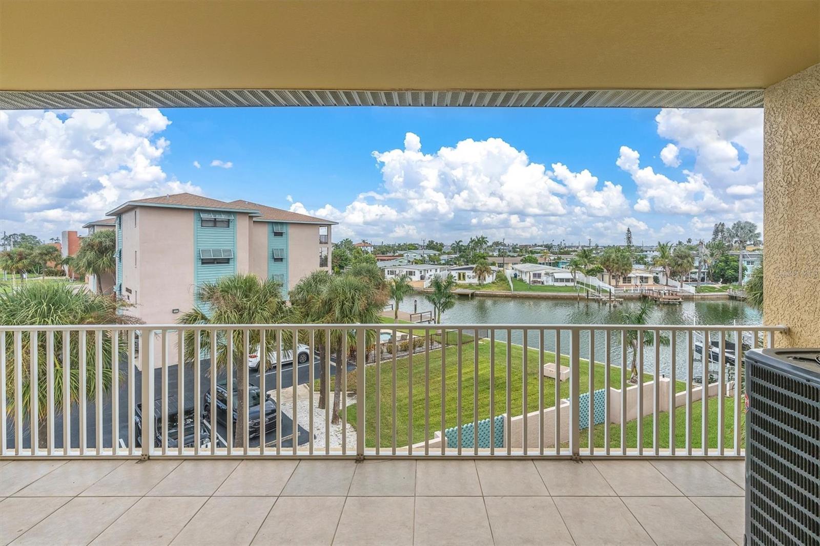 11595 Gulf Blvd #1 Property Photo 22