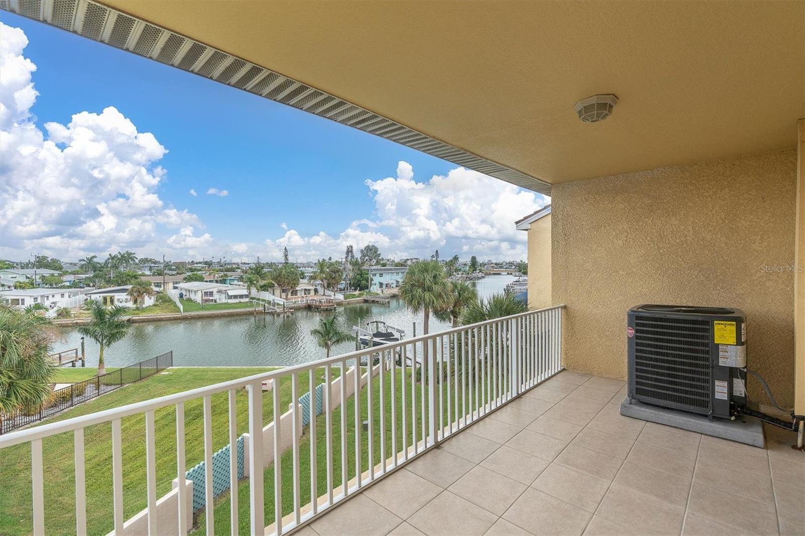 11595 Gulf Blvd #1 Property Photo 23
