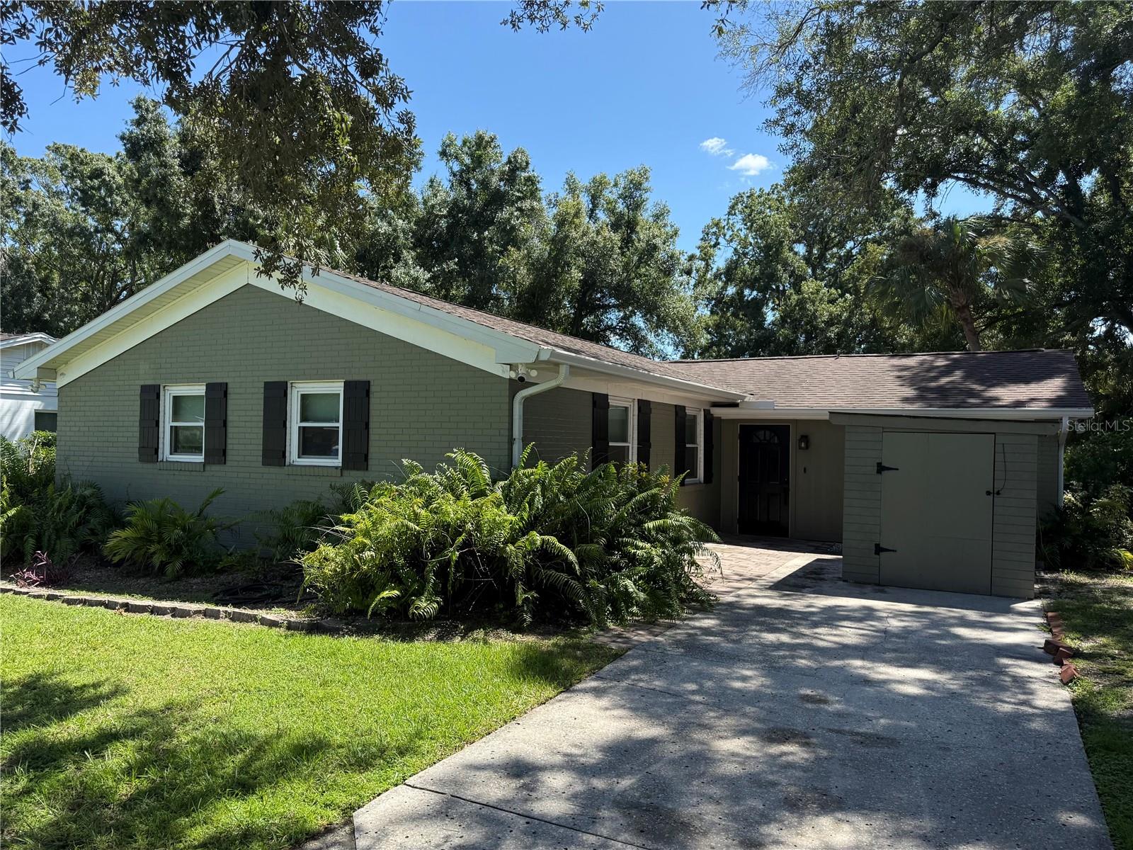 6613 Travis Blvd Property Photo 1