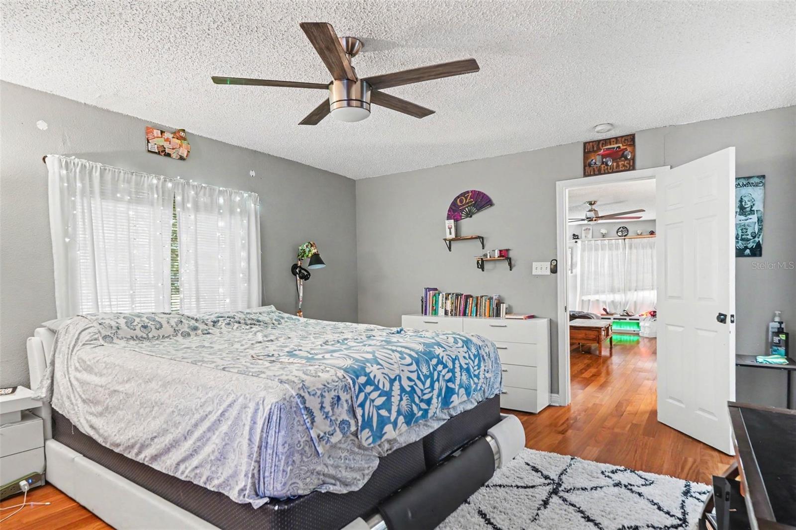 3022 Dartmouth Ave N Property Photo 14