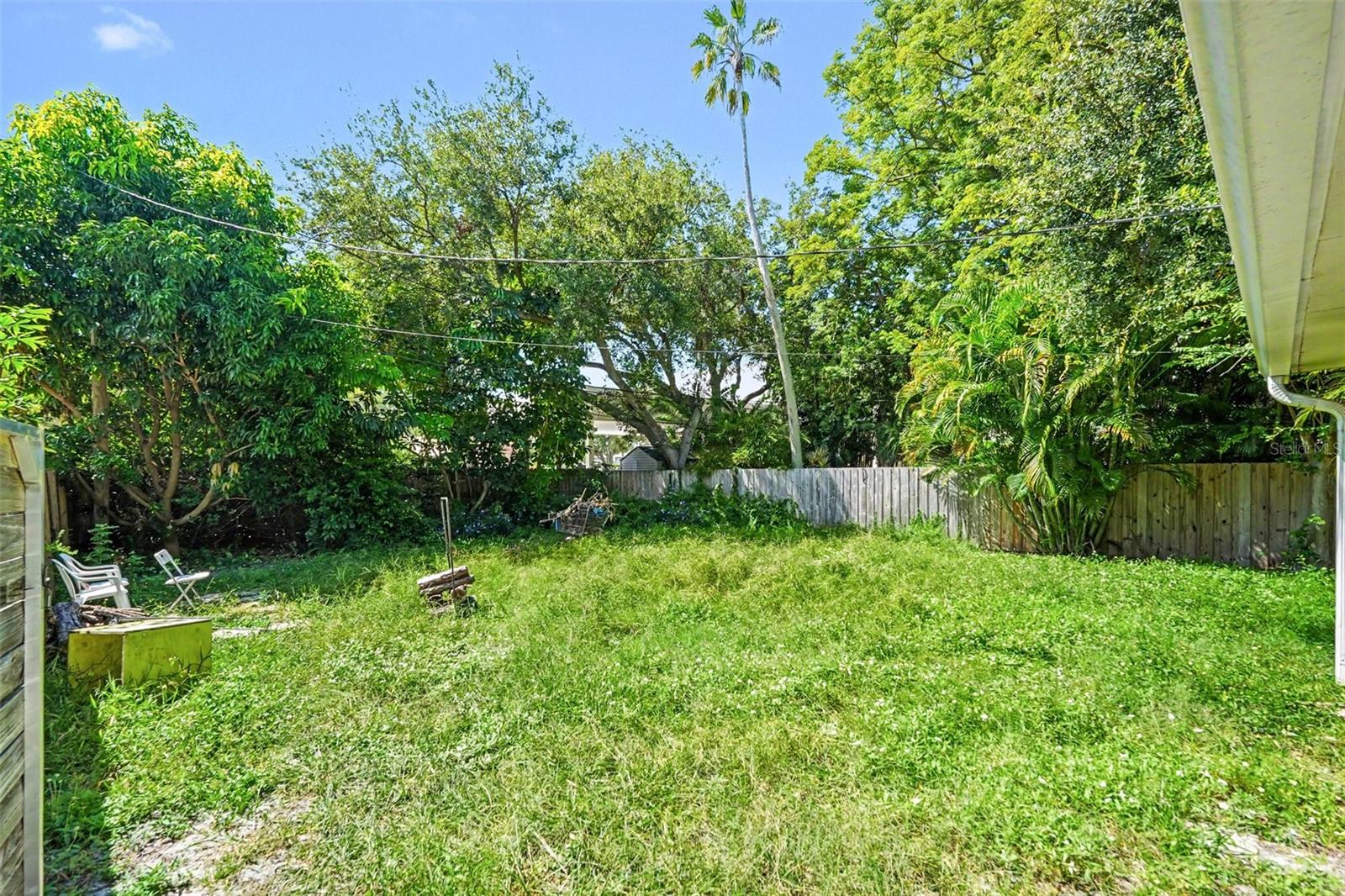 3022 Dartmouth Ave N Property Photo 26