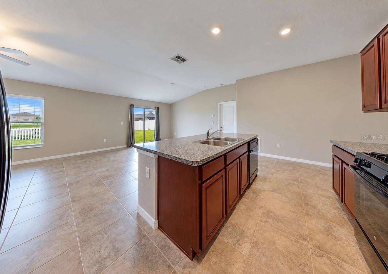 5005 White Chicory Dr Property Photo 7