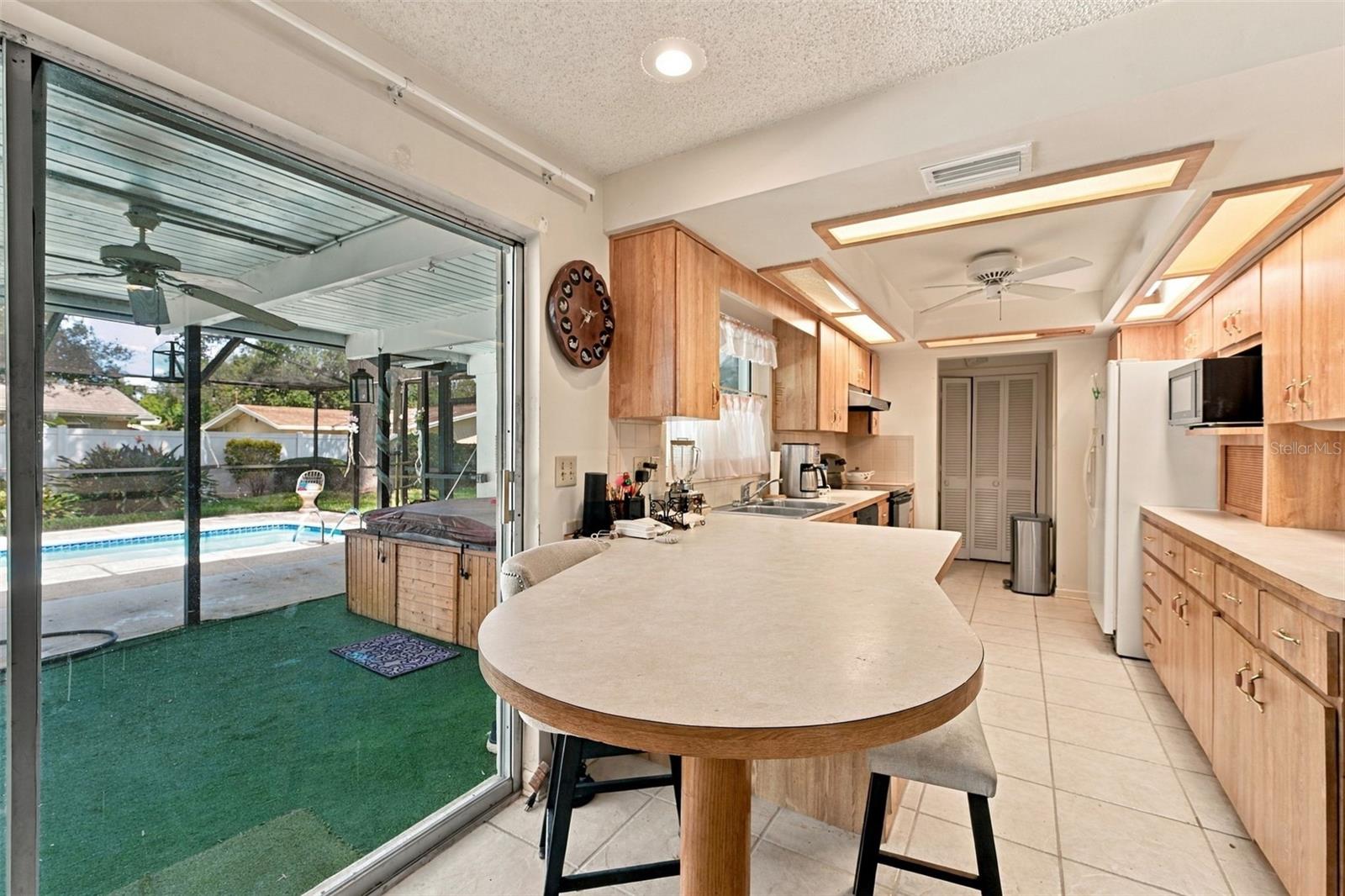 2336 Harn Blvd Property Photo 15