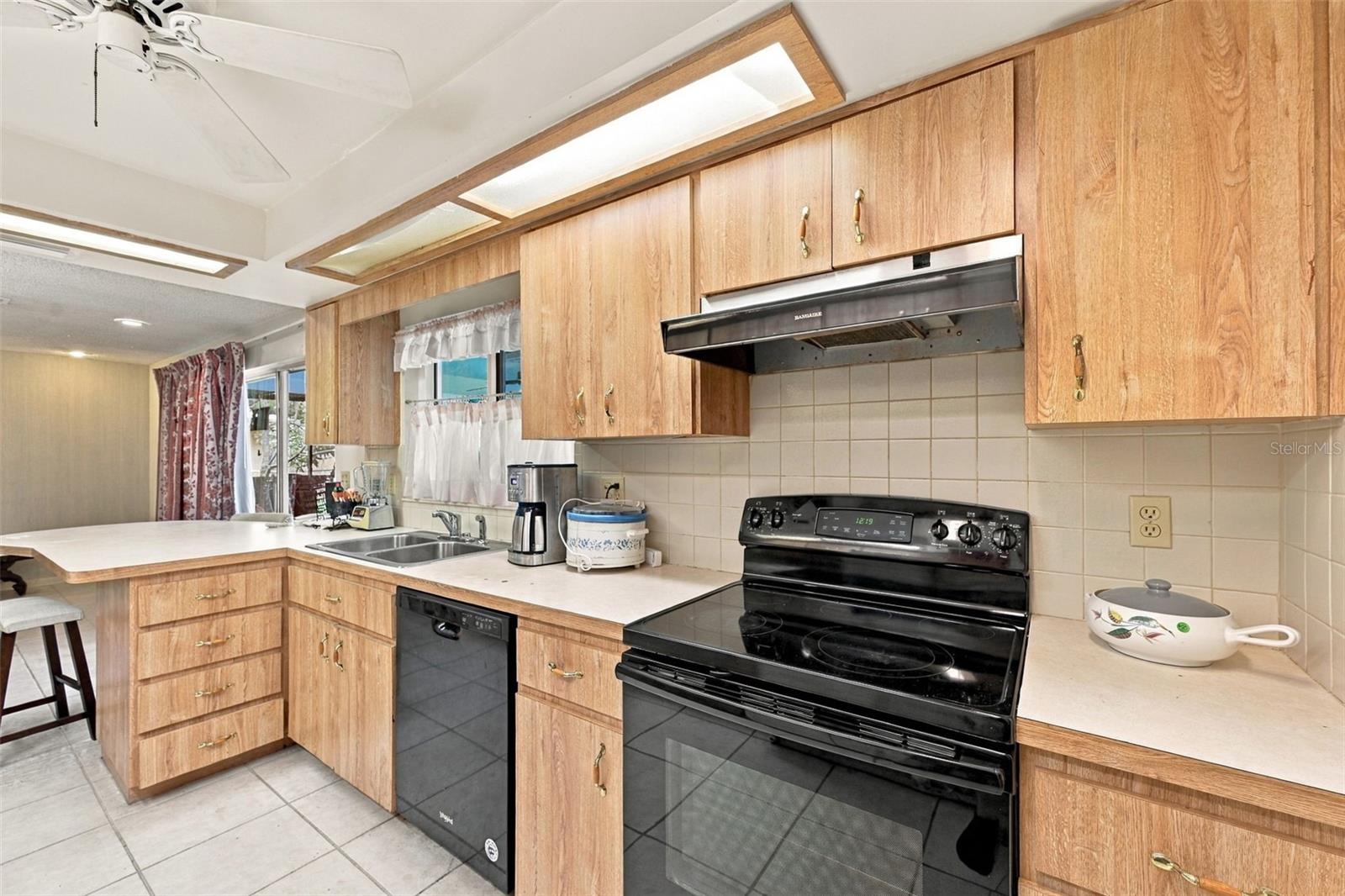 2336 Harn Blvd Property Photo 20
