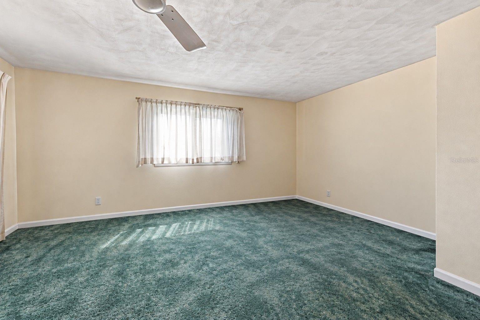 2336 Harn Blvd Property Photo 23