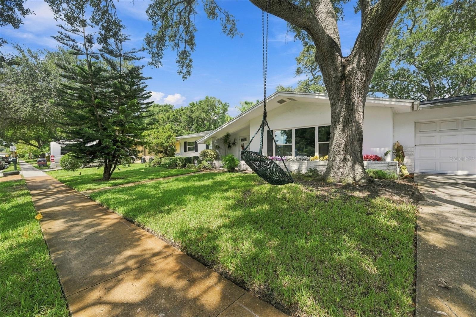 2336 Harn Blvd Property Photo 42