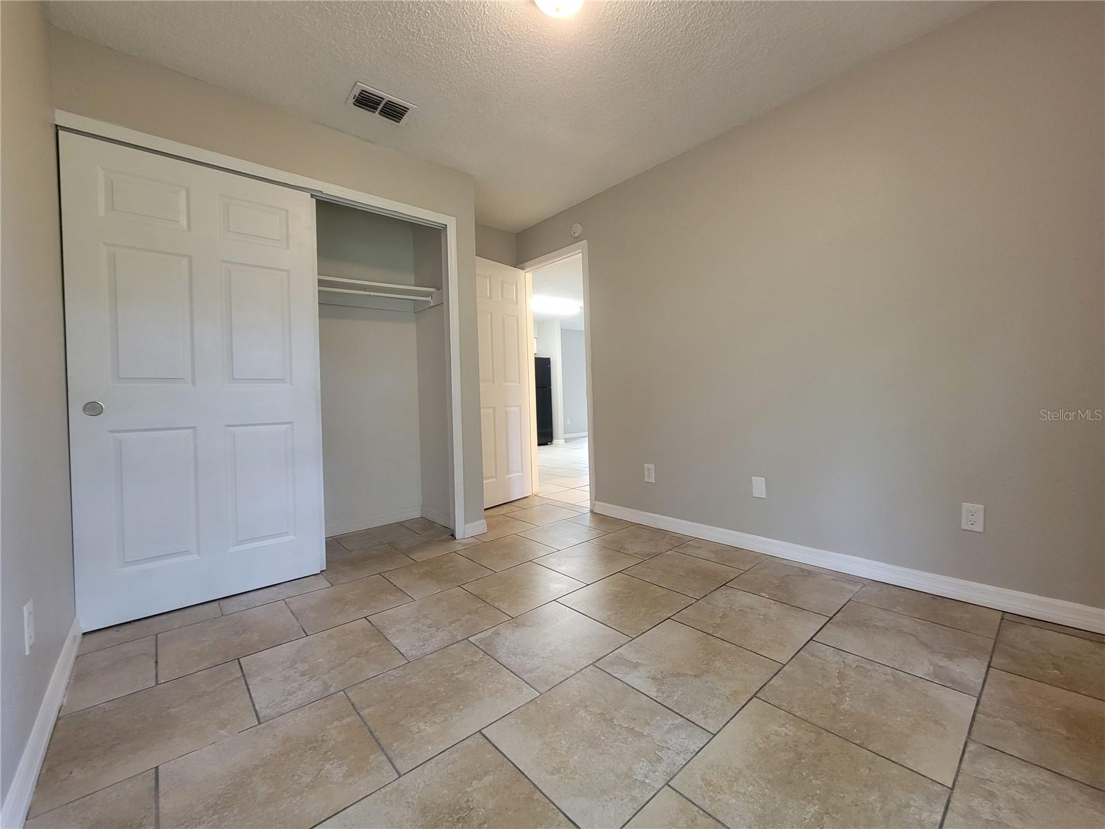 TB8549578 Property Photo 17