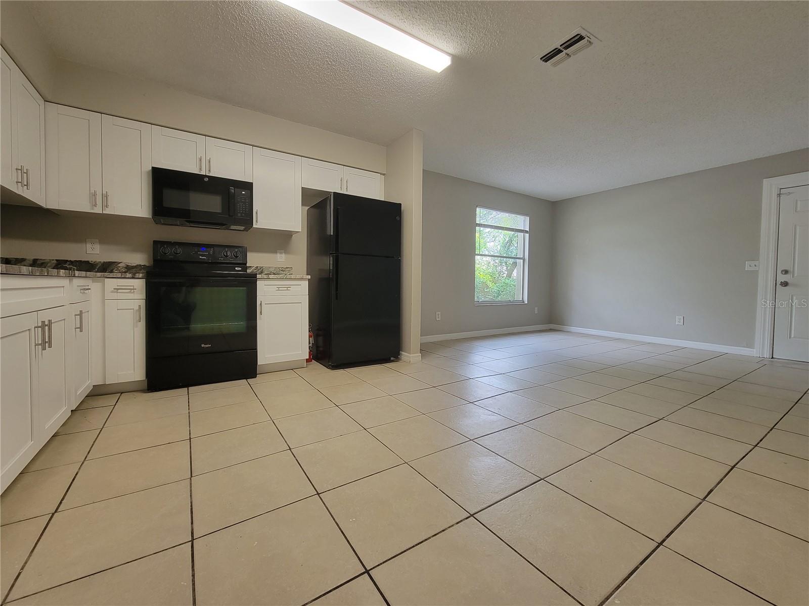 TB8549578 Property Photo 19