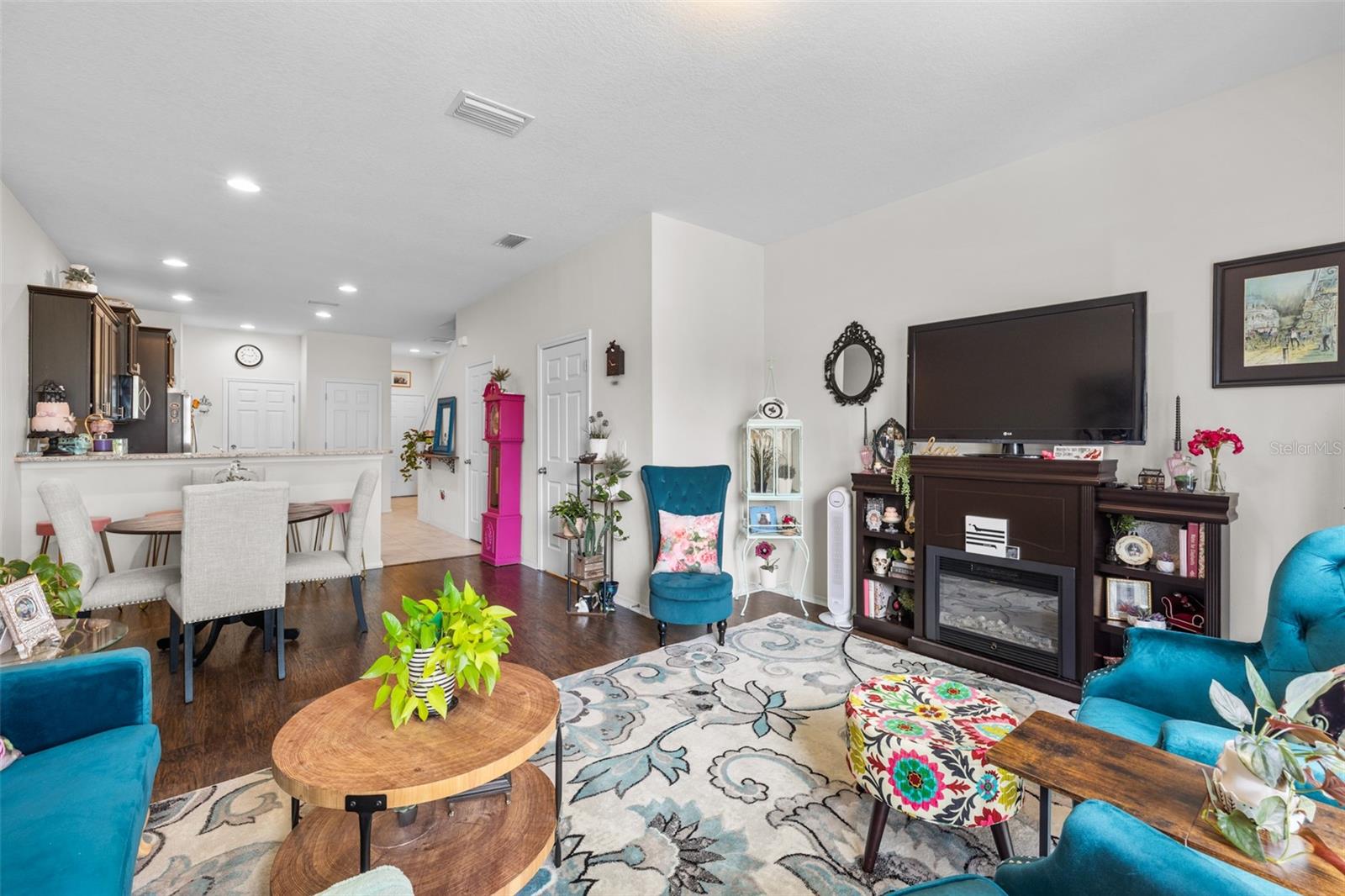 4741 White Sanderling Ct Property Photo 10