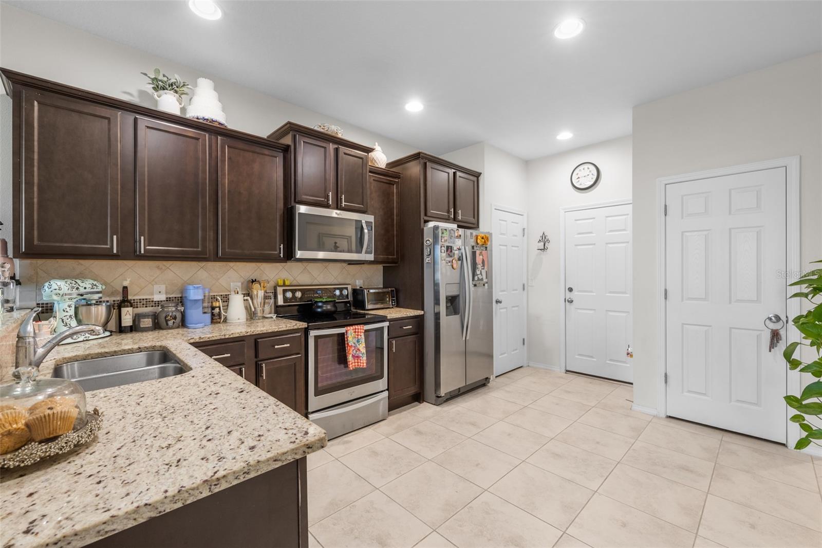 4741 White Sanderling Ct Property Photo 16