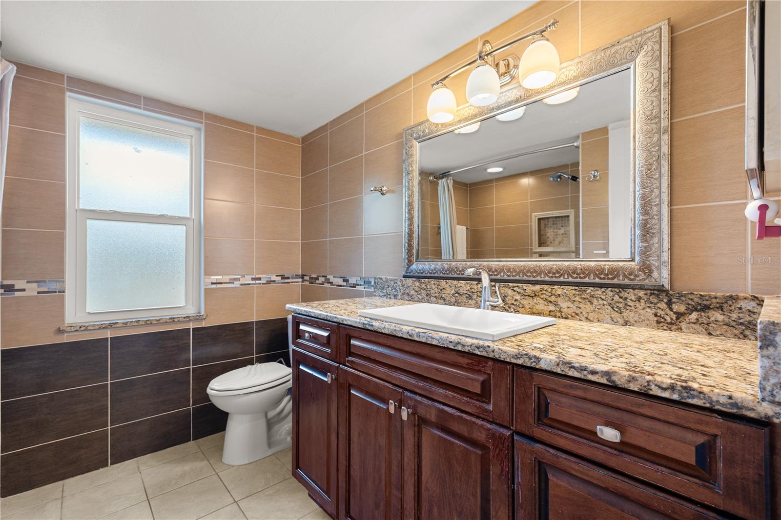 390 Meravan Ct Property Photo 30