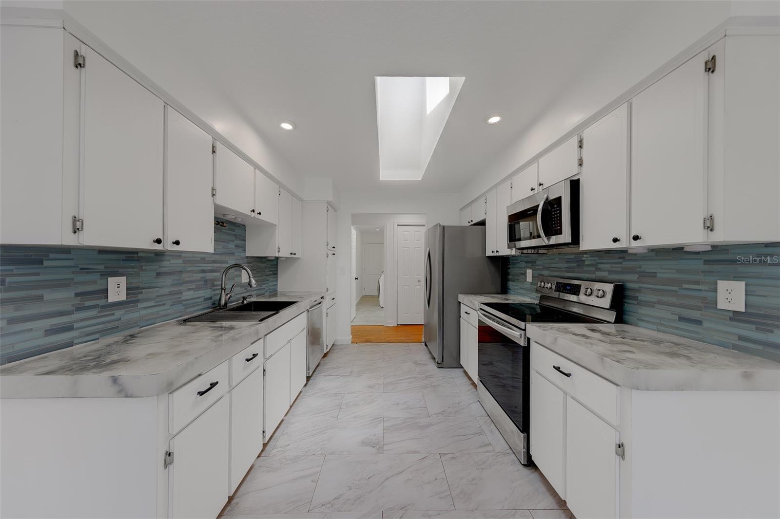 2709 Winding Way Property Photo 14