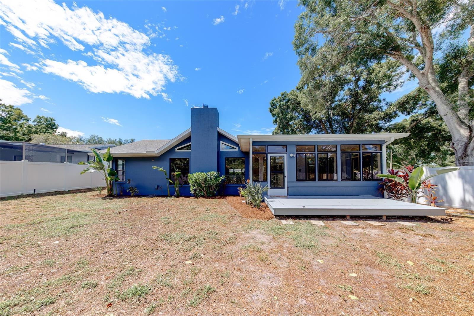 2709 Winding Way Property Photo 41