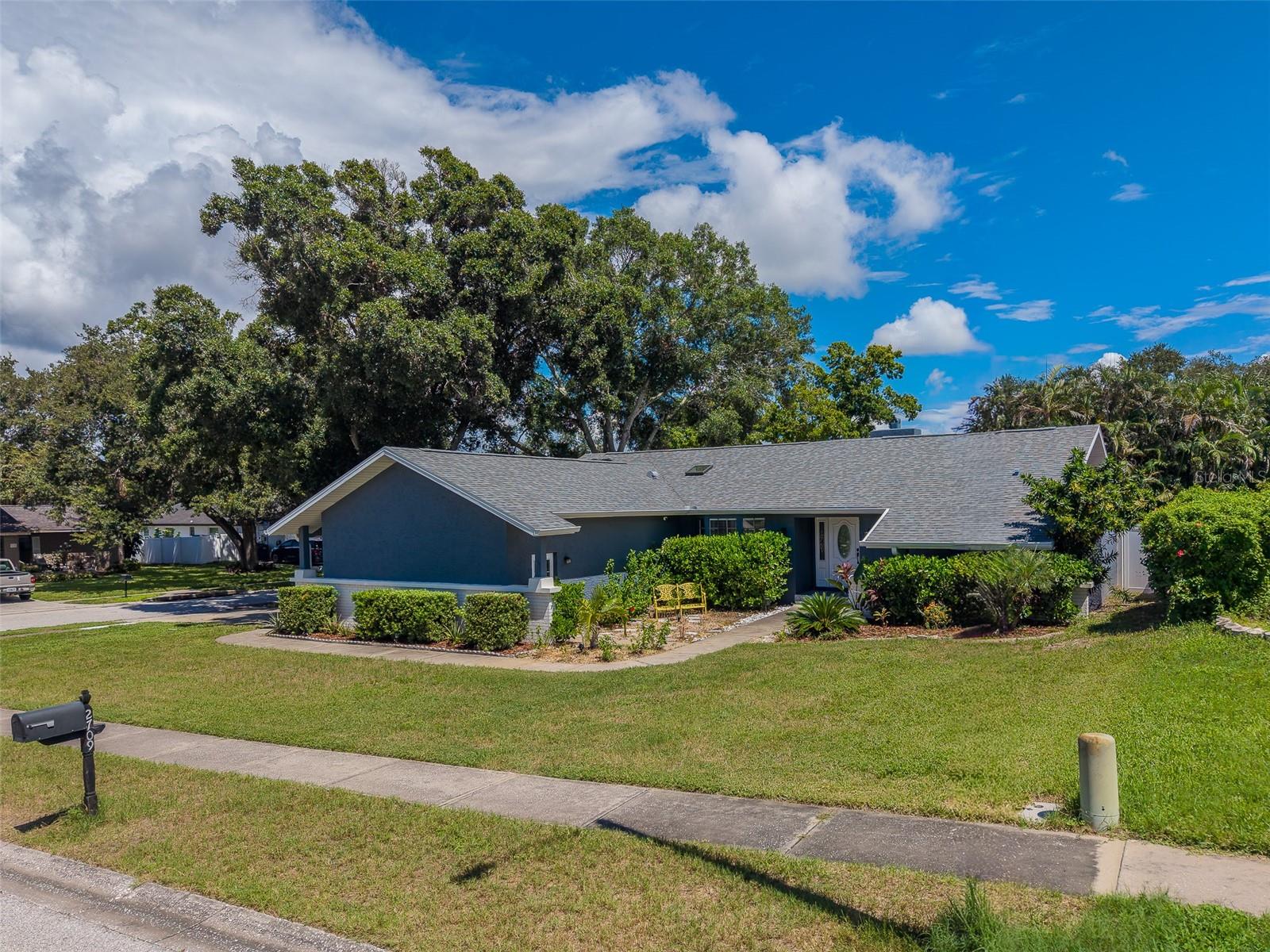 2709 Winding Way Property Photo 43