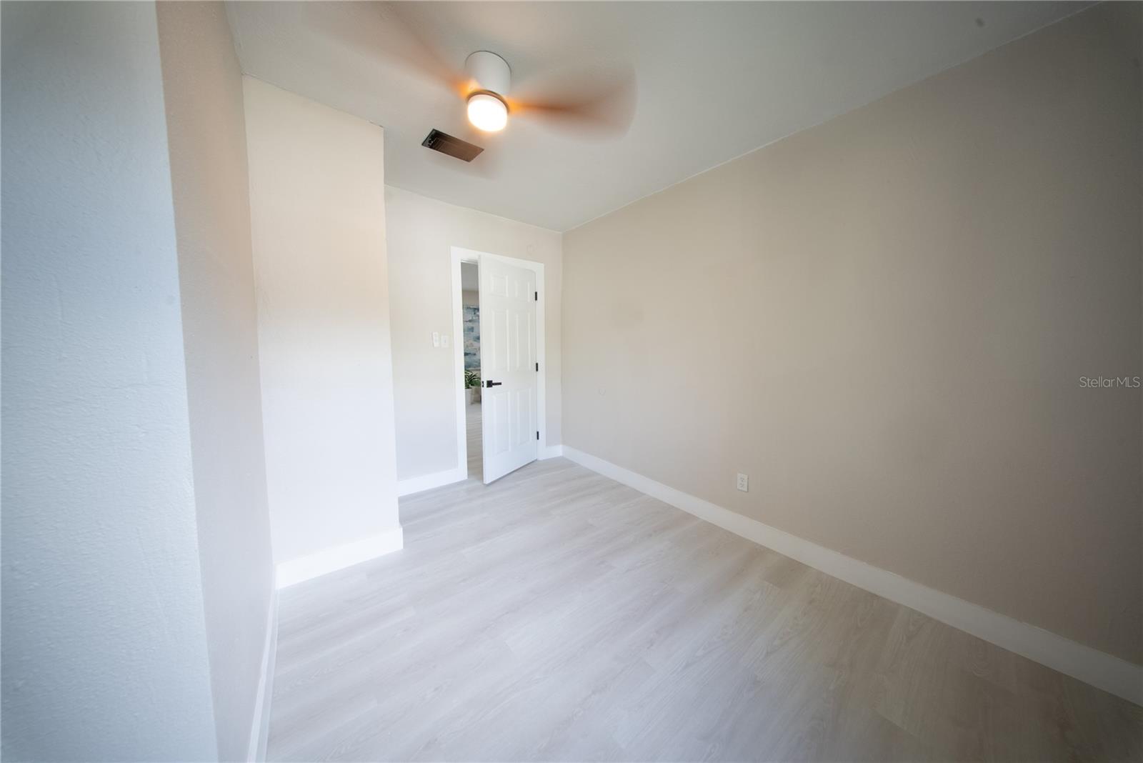 922 E Ida St Property Photo 25