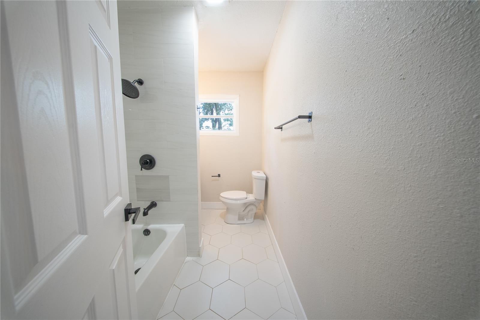 922 E Ida St Property Photo 27